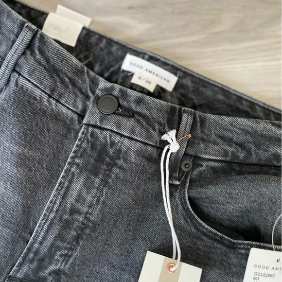 Good American NWT size 6/28 slim classic straight jeans black - Picture 4 of 4